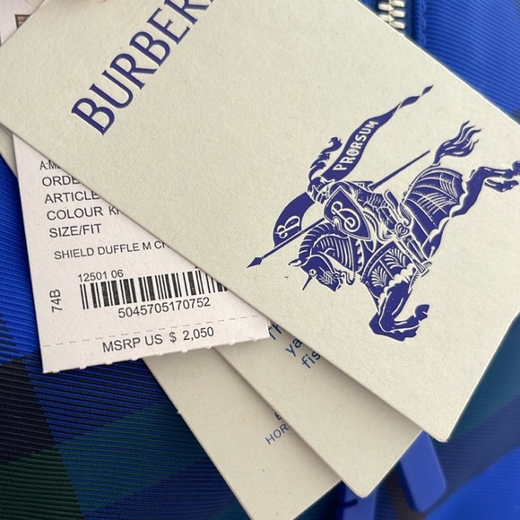 New Limited Edition Burberry Duffel Bag NWT - Picture 3 of 7